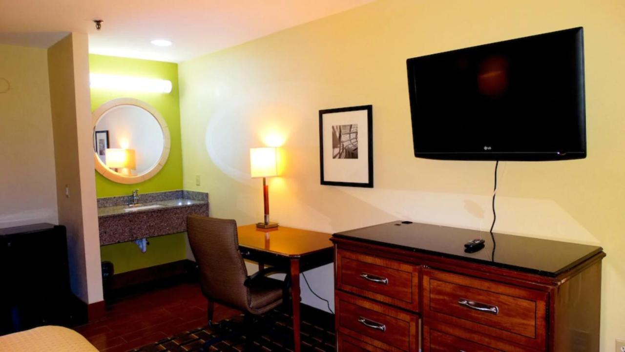 Savannah Garden Hotel Εξωτερικό φωτογραφία